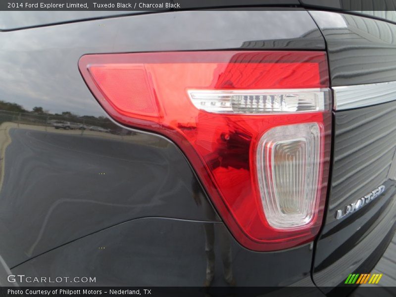 Tuxedo Black / Charcoal Black 2014 Ford Explorer Limited