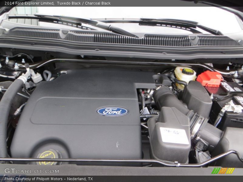Tuxedo Black / Charcoal Black 2014 Ford Explorer Limited