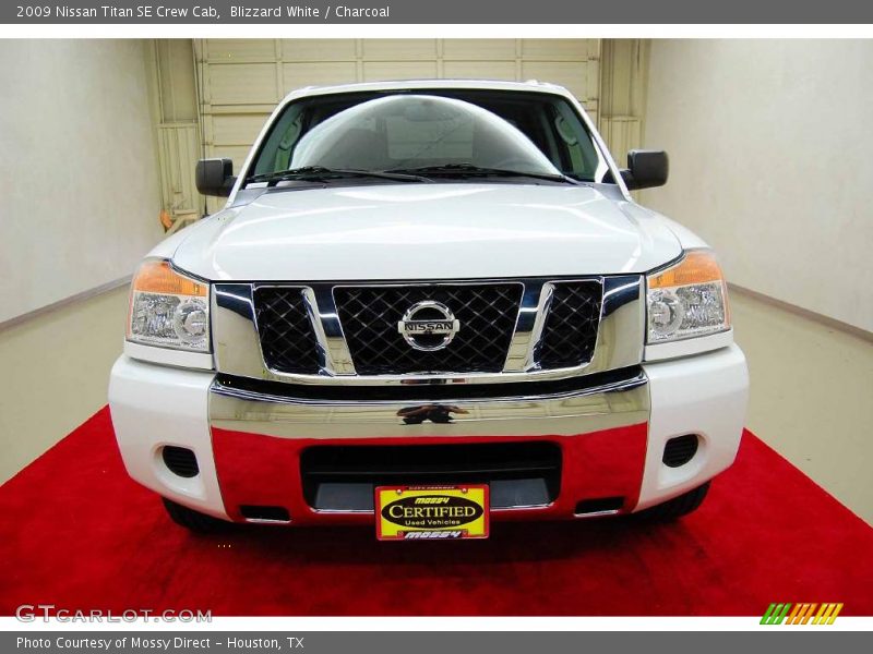 Blizzard White / Charcoal 2009 Nissan Titan SE Crew Cab