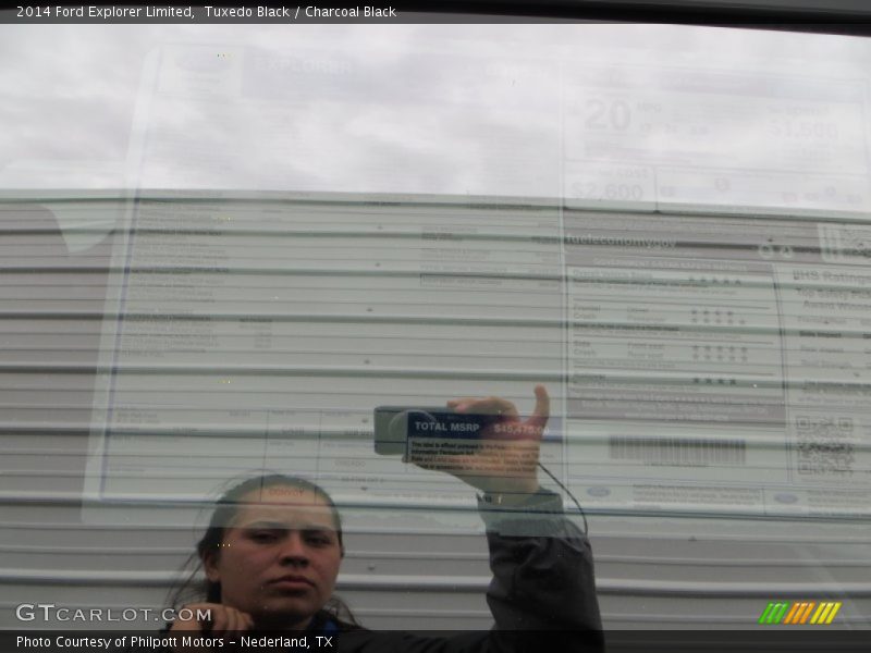 Tuxedo Black / Charcoal Black 2014 Ford Explorer Limited
