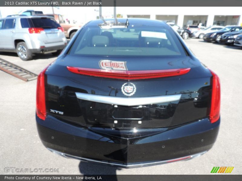 Black Raven / Jet Black 2013 Cadillac XTS Luxury FWD