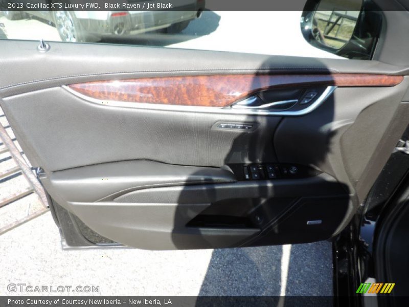 Black Raven / Jet Black 2013 Cadillac XTS Luxury FWD