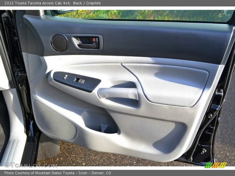 Black / Graphite 2013 Toyota Tacoma Access Cab 4x4