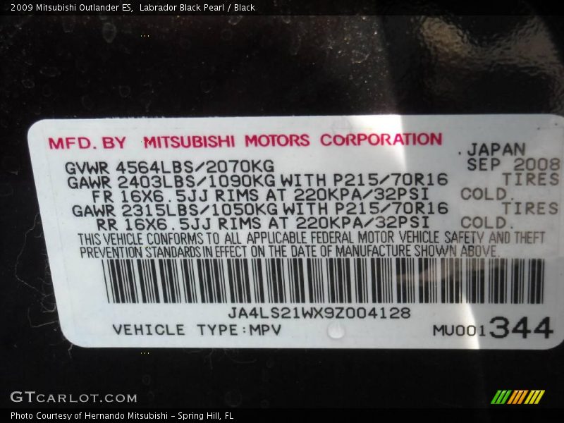 Labrador Black Pearl / Black 2009 Mitsubishi Outlander ES