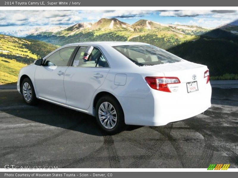 Super White / Ivory 2014 Toyota Camry LE