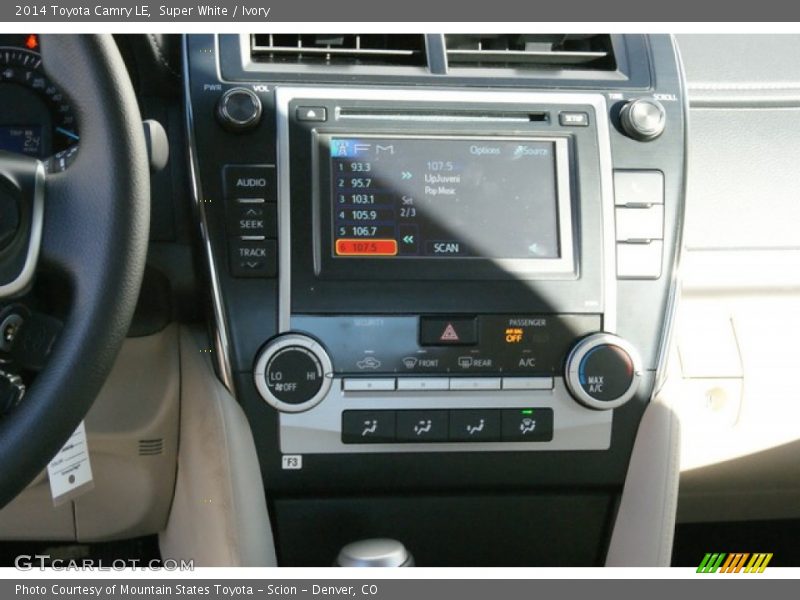 Super White / Ivory 2014 Toyota Camry LE