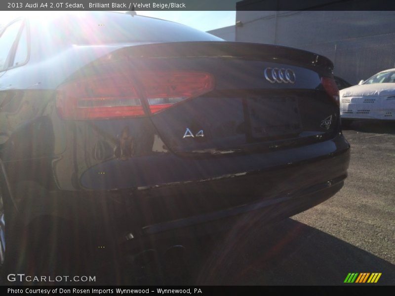 Brilliant Black / Velvet Beige/Black 2013 Audi A4 2.0T Sedan
