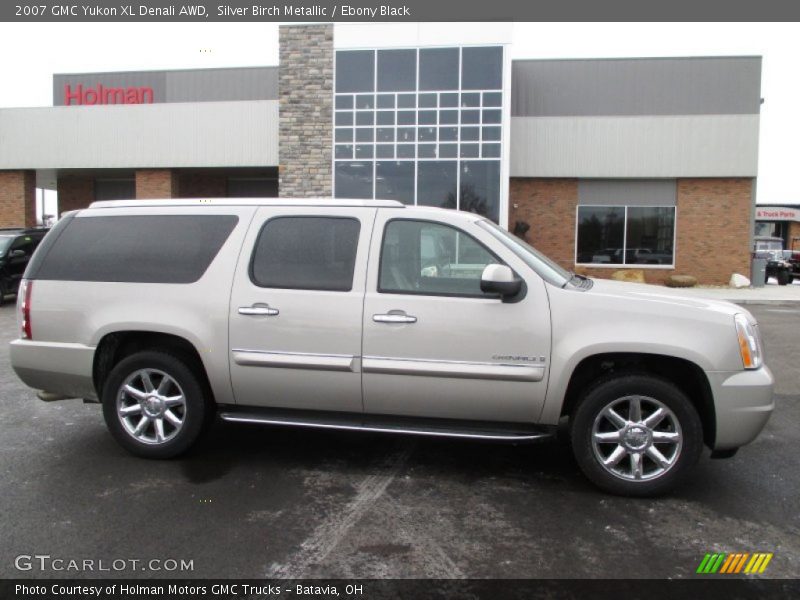 Silver Birch Metallic / Ebony Black 2007 GMC Yukon XL Denali AWD