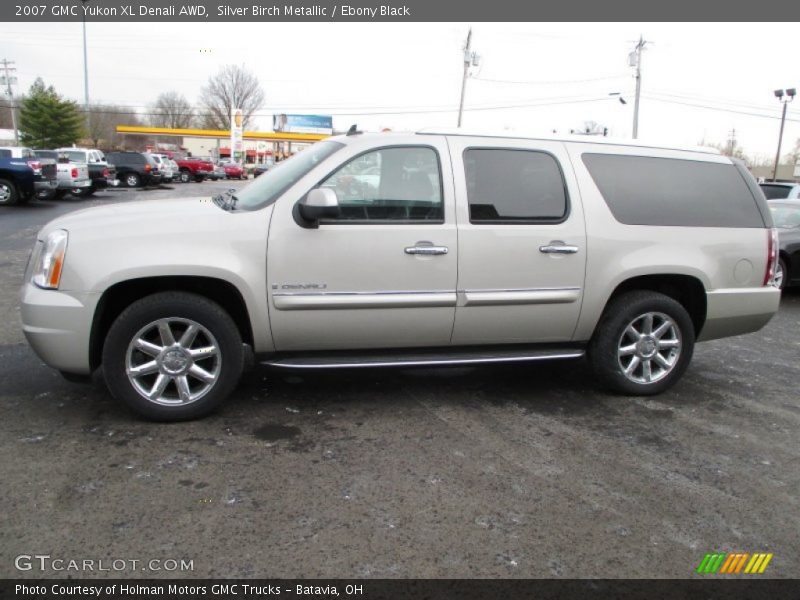 Silver Birch Metallic / Ebony Black 2007 GMC Yukon XL Denali AWD