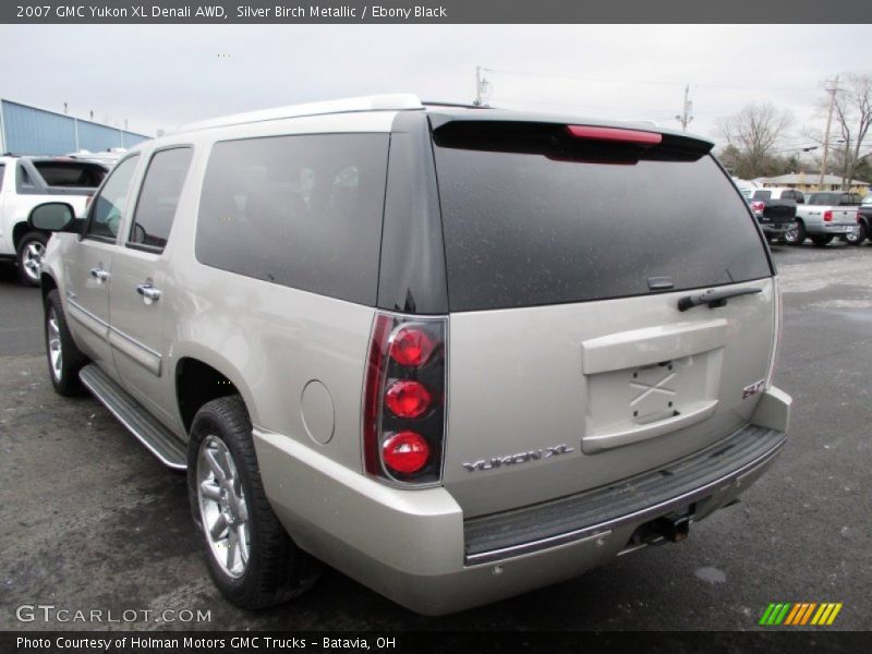 Silver Birch Metallic / Ebony Black 2007 GMC Yukon XL Denali AWD