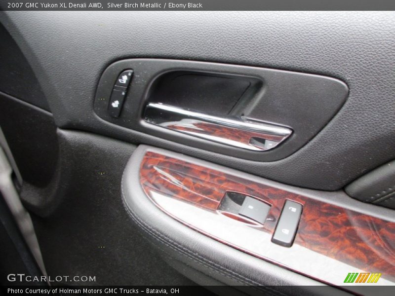 Silver Birch Metallic / Ebony Black 2007 GMC Yukon XL Denali AWD