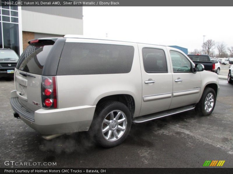 Silver Birch Metallic / Ebony Black 2007 GMC Yukon XL Denali AWD