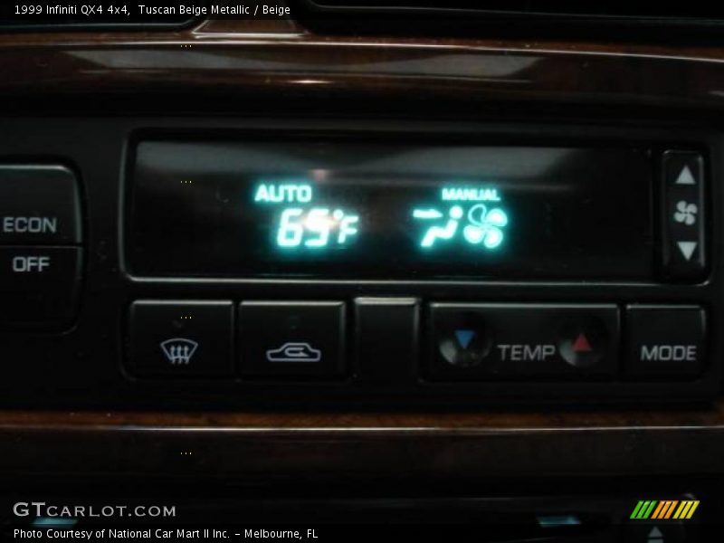 Tuscan Beige Metallic / Beige 1999 Infiniti QX4 4x4
