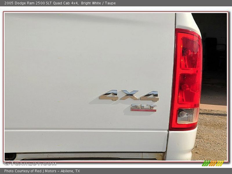Bright White / Taupe 2005 Dodge Ram 2500 SLT Quad Cab 4x4