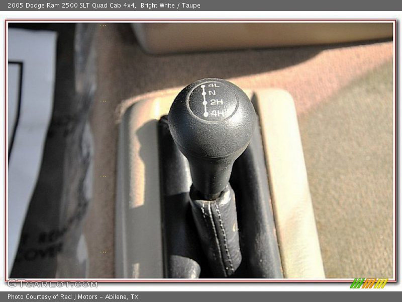 Bright White / Taupe 2005 Dodge Ram 2500 SLT Quad Cab 4x4