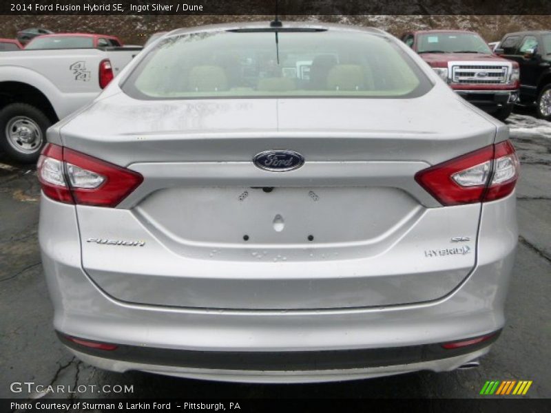 Ingot Silver / Dune 2014 Ford Fusion Hybrid SE