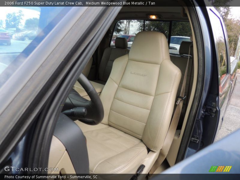 Medium Wedgewood Blue Metallic / Tan 2006 Ford F250 Super Duty Lariat Crew Cab