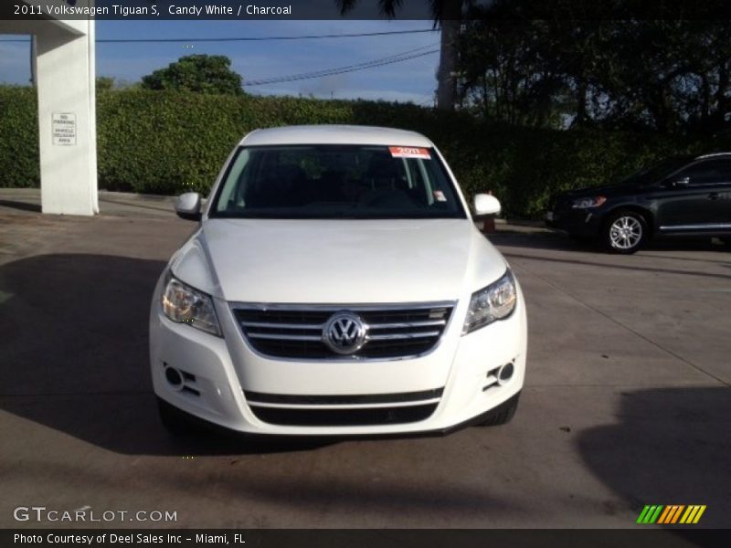 Candy White / Charcoal 2011 Volkswagen Tiguan S