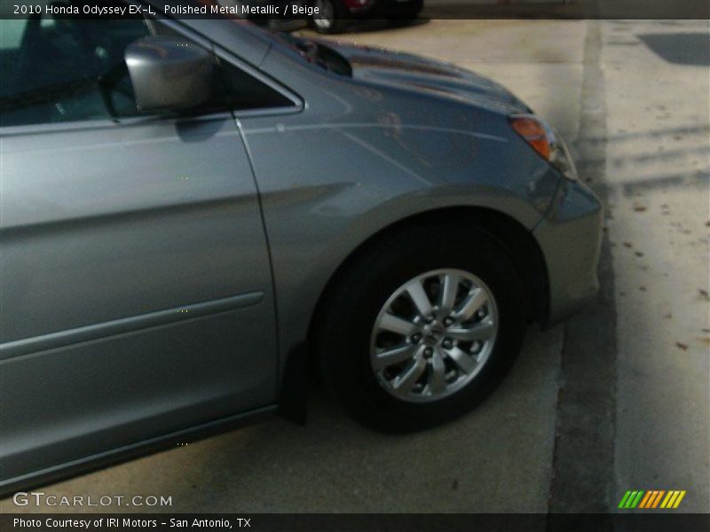 Polished Metal Metallic / Beige 2010 Honda Odyssey EX-L