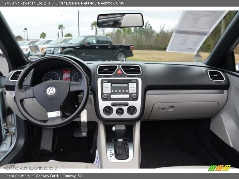 Dashboard of 2008 Eos 2.0T