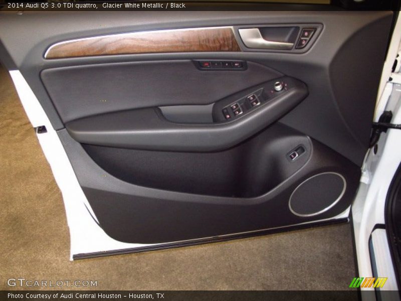 Glacier White Metallic / Black 2014 Audi Q5 3.0 TDI quattro
