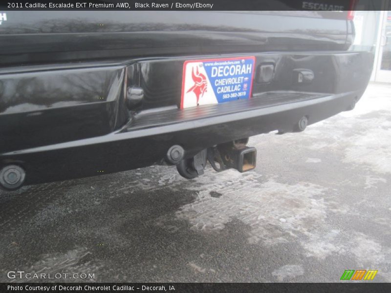 Black Raven / Ebony/Ebony 2011 Cadillac Escalade EXT Premium AWD