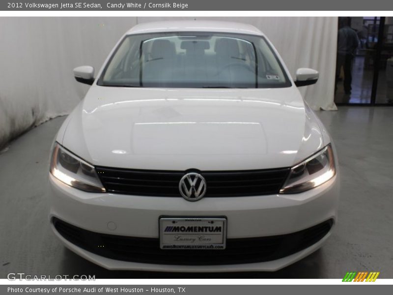 Candy White / Cornsilk Beige 2012 Volkswagen Jetta SE Sedan