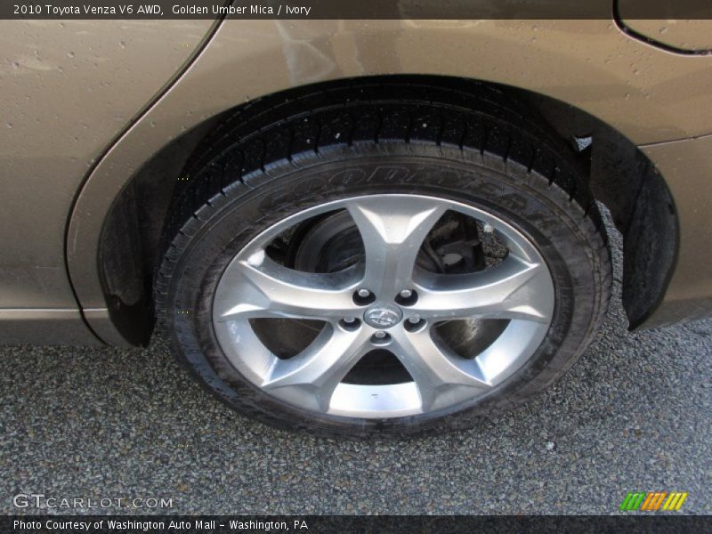Golden Umber Mica / Ivory 2010 Toyota Venza V6 AWD