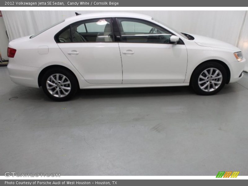 Candy White / Cornsilk Beige 2012 Volkswagen Jetta SE Sedan