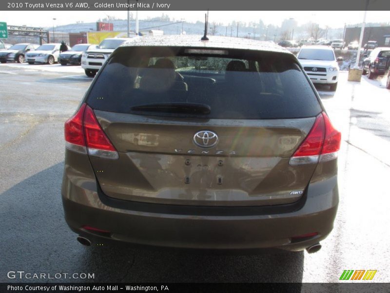 Golden Umber Mica / Ivory 2010 Toyota Venza V6 AWD