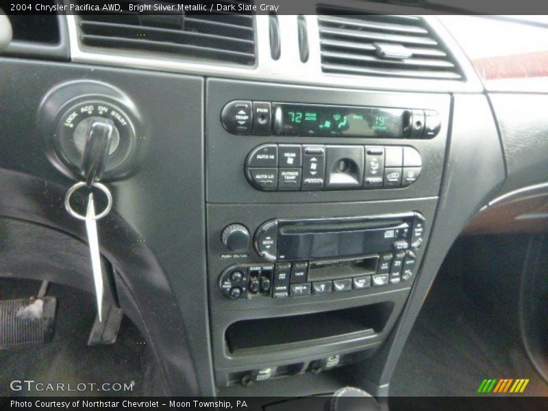 Bright Silver Metallic / Dark Slate Gray 2004 Chrysler Pacifica AWD
