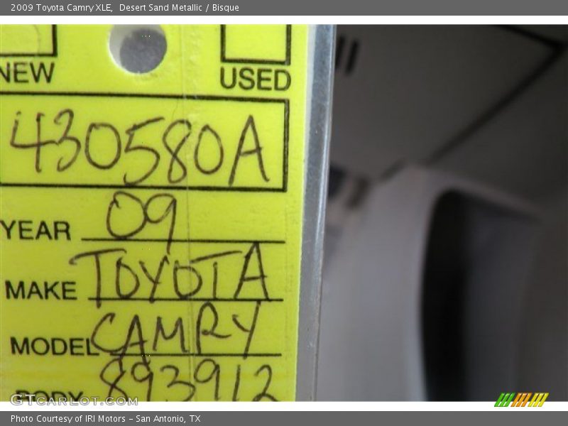 Desert Sand Metallic / Bisque 2009 Toyota Camry XLE