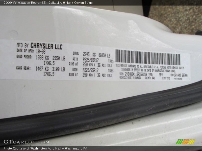 Calla Lilly White / Ceylon Beige 2009 Volkswagen Routan SE