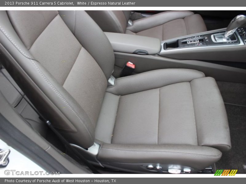 Front Seat of 2013 911 Carrera S Cabriolet