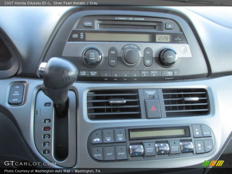 Silver Pearl Metallic / Gray 2007 Honda Odyssey EX-L