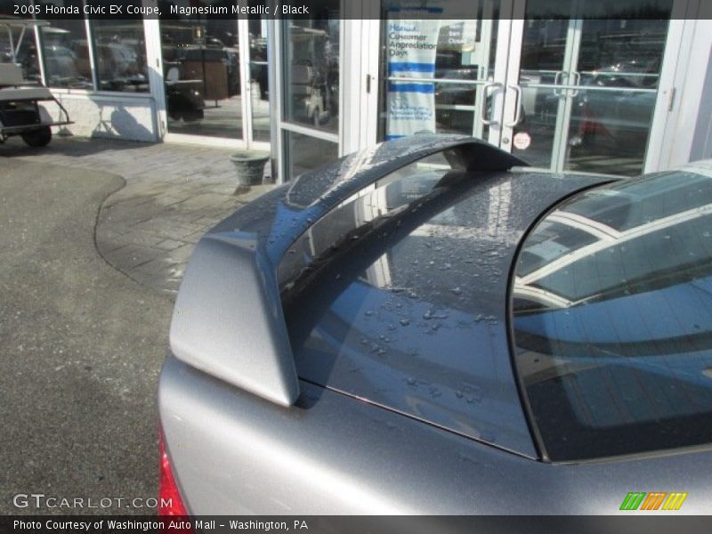 Magnesium Metallic / Black 2005 Honda Civic EX Coupe