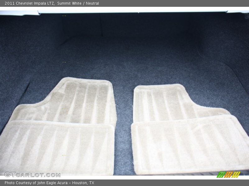 Summit White / Neutral 2011 Chevrolet Impala LTZ
