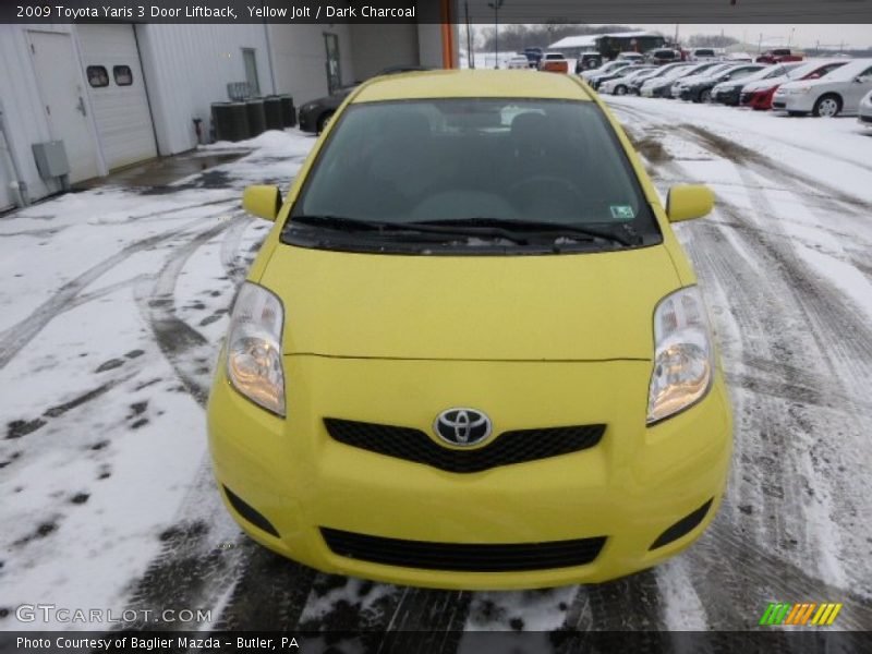 Yellow Jolt / Dark Charcoal 2009 Toyota Yaris 3 Door Liftback