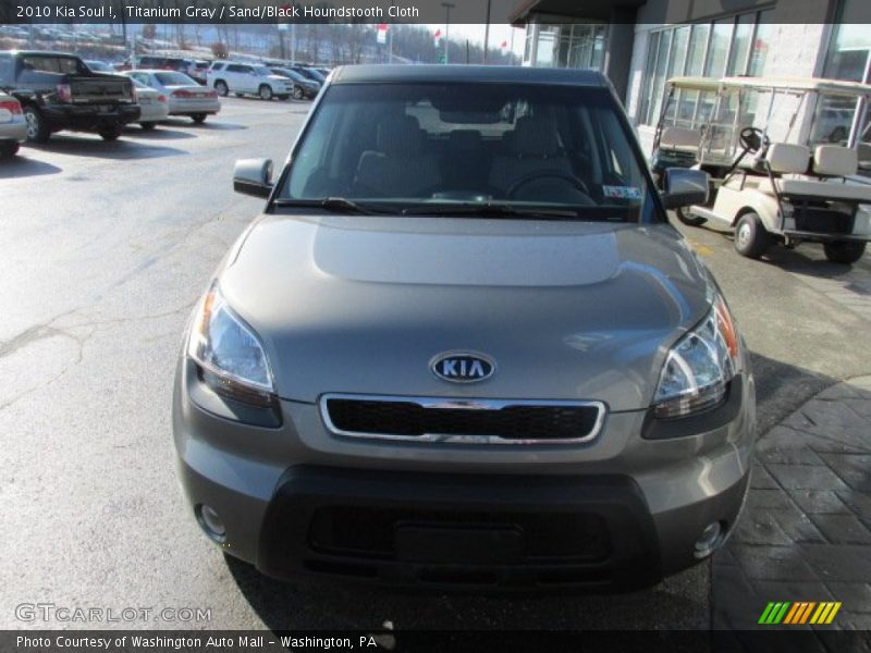 Titanium Gray / Sand/Black Houndstooth Cloth 2010 Kia Soul !