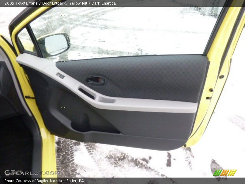 Yellow Jolt / Dark Charcoal 2009 Toyota Yaris 3 Door Liftback