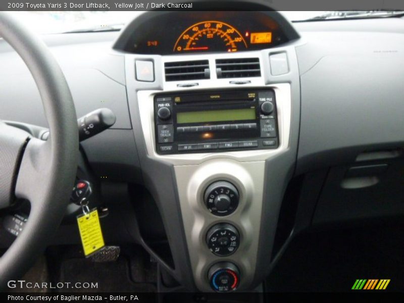 Yellow Jolt / Dark Charcoal 2009 Toyota Yaris 3 Door Liftback