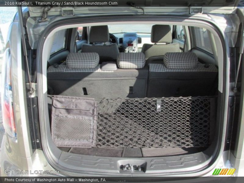 Titanium Gray / Sand/Black Houndstooth Cloth 2010 Kia Soul !