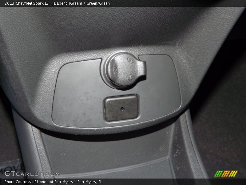 Jalapeno (Green) / Green/Green 2013 Chevrolet Spark LS