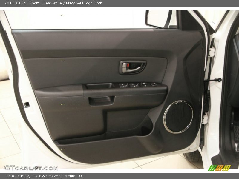 Clear White / Black Soul Logo Cloth 2011 Kia Soul Sport