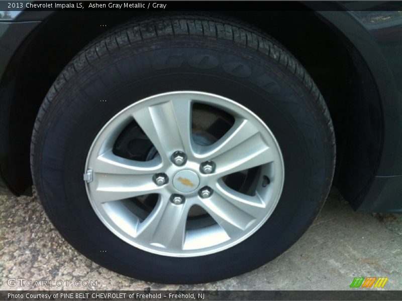 Ashen Gray Metallic / Gray 2013 Chevrolet Impala LS