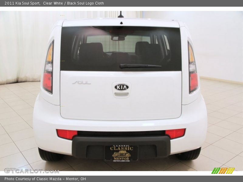 Clear White / Black Soul Logo Cloth 2011 Kia Soul Sport