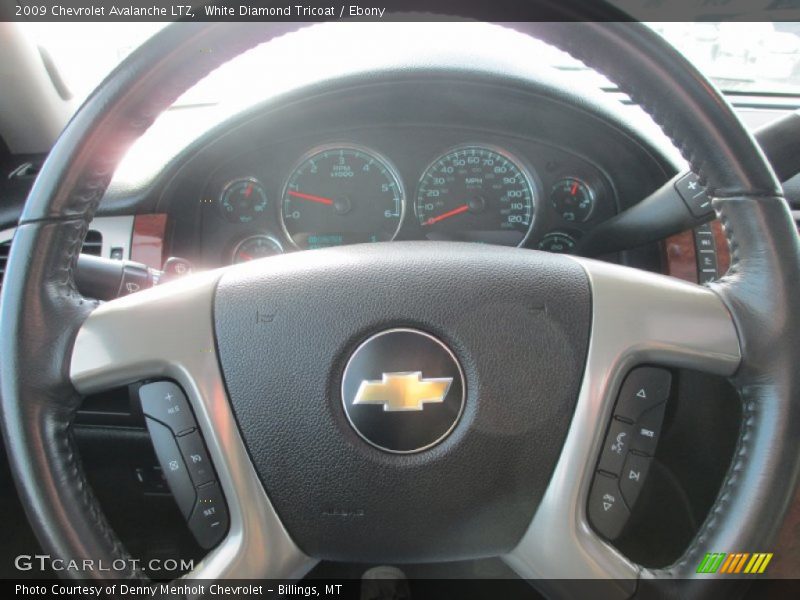 White Diamond Tricoat / Ebony 2009 Chevrolet Avalanche LTZ