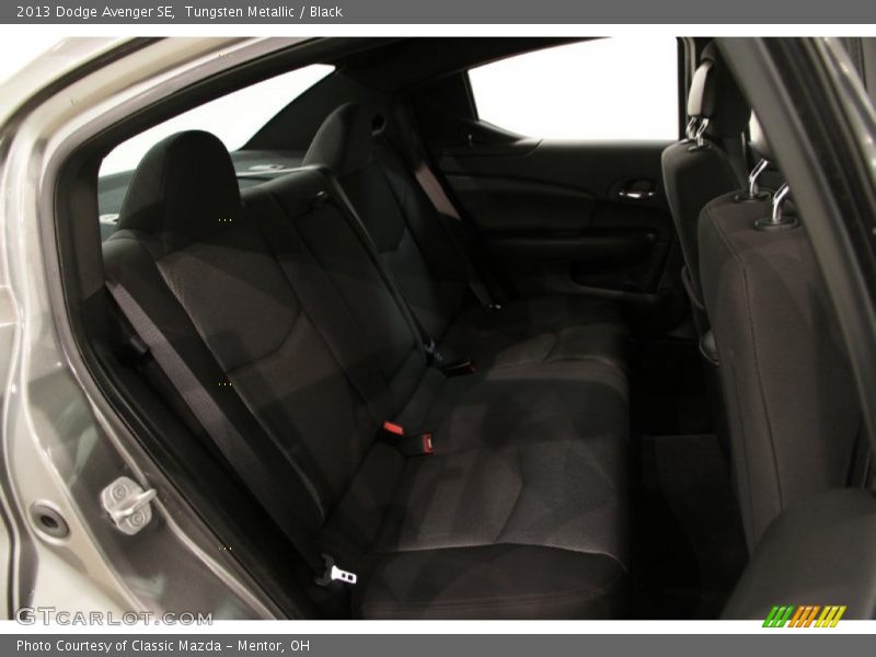 Tungsten Metallic / Black 2013 Dodge Avenger SE
