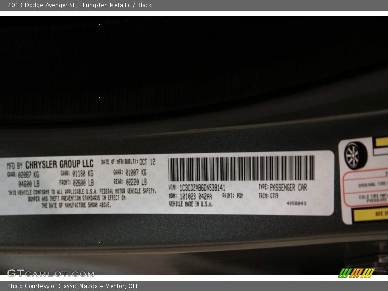 Tungsten Metallic / Black 2013 Dodge Avenger SE