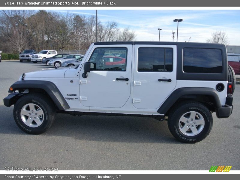 Bright White / Black 2014 Jeep Wrangler Unlimited Sport S 4x4